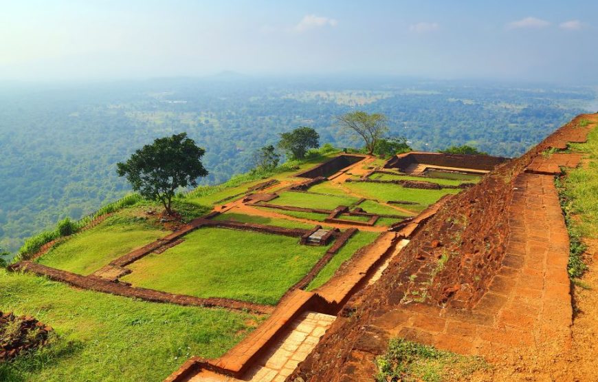 Sri Lanka: 5 Days Multi City Sightseeing Tour